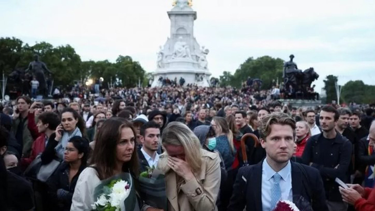 World leaders remember a 'kind-hearted Queen'